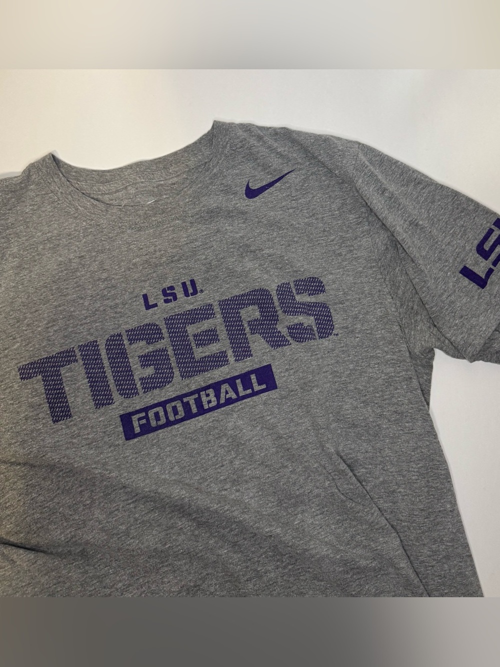 Nike LSU Tigers Football Tee Men’s Large Gray Purple